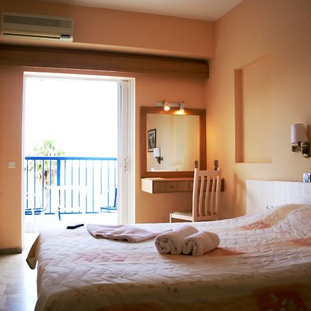 Hotel Golden Sun Finikounta Bagian luar foto