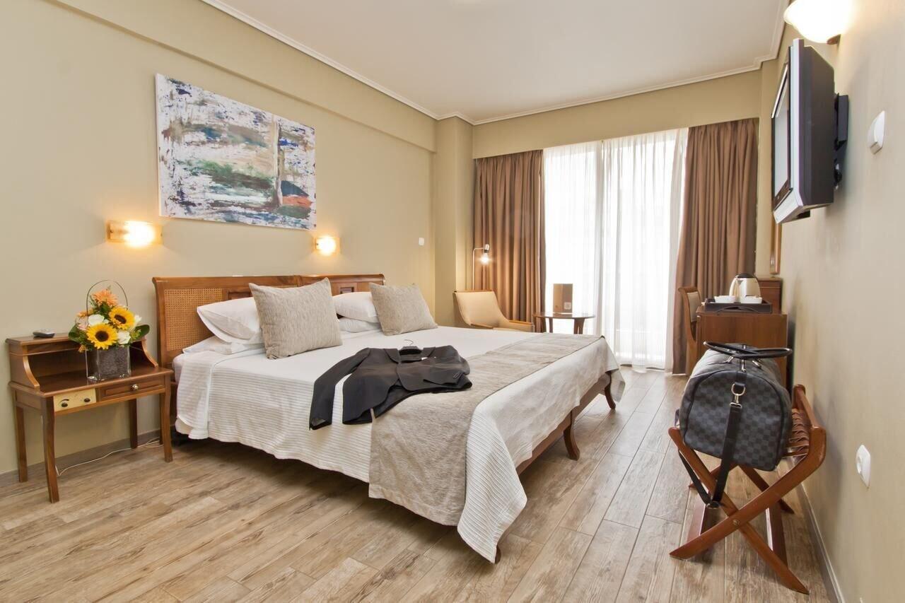 Hotel Golden Sun Finikounta Bagian luar foto