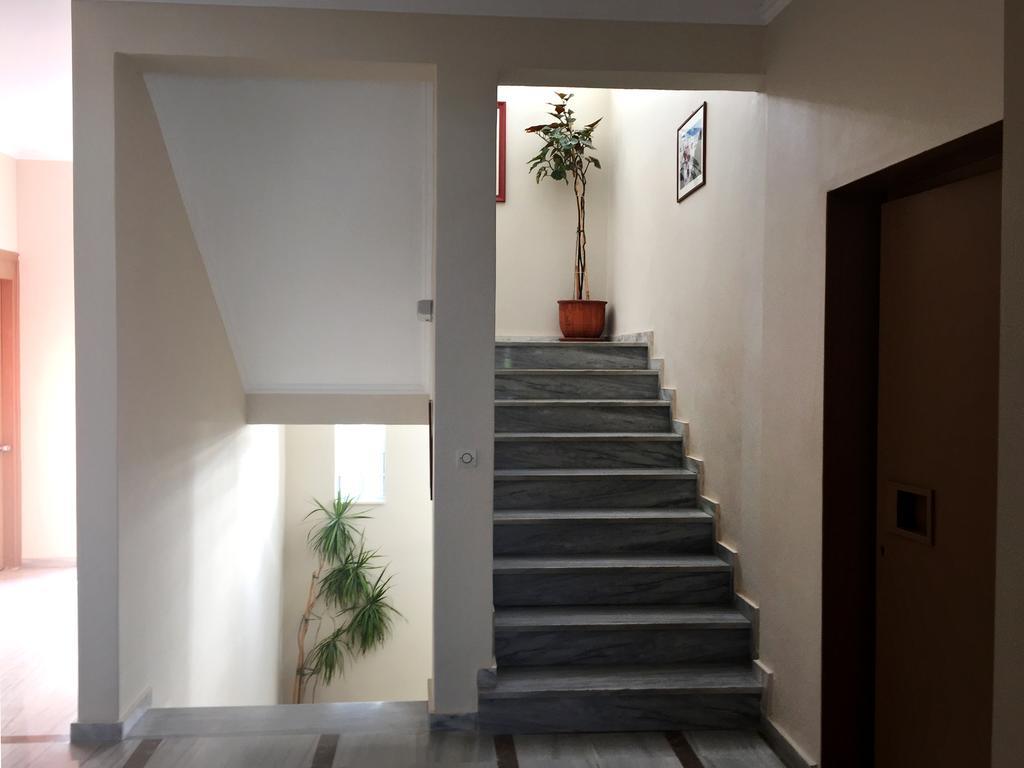 Hotel Golden Sun Finikounta Bagian luar foto